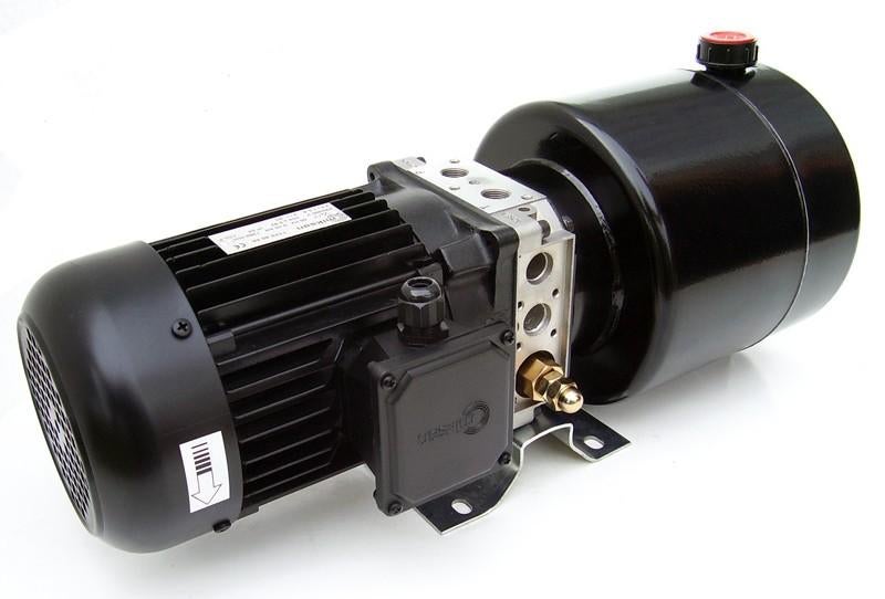 Zo goed als nieuwe hydraulische powerpack 1,5 KW 230V, Doe-het-zelf en Verbouw, Motoren, Ophalen of Verzenden, Zo goed als nieuw