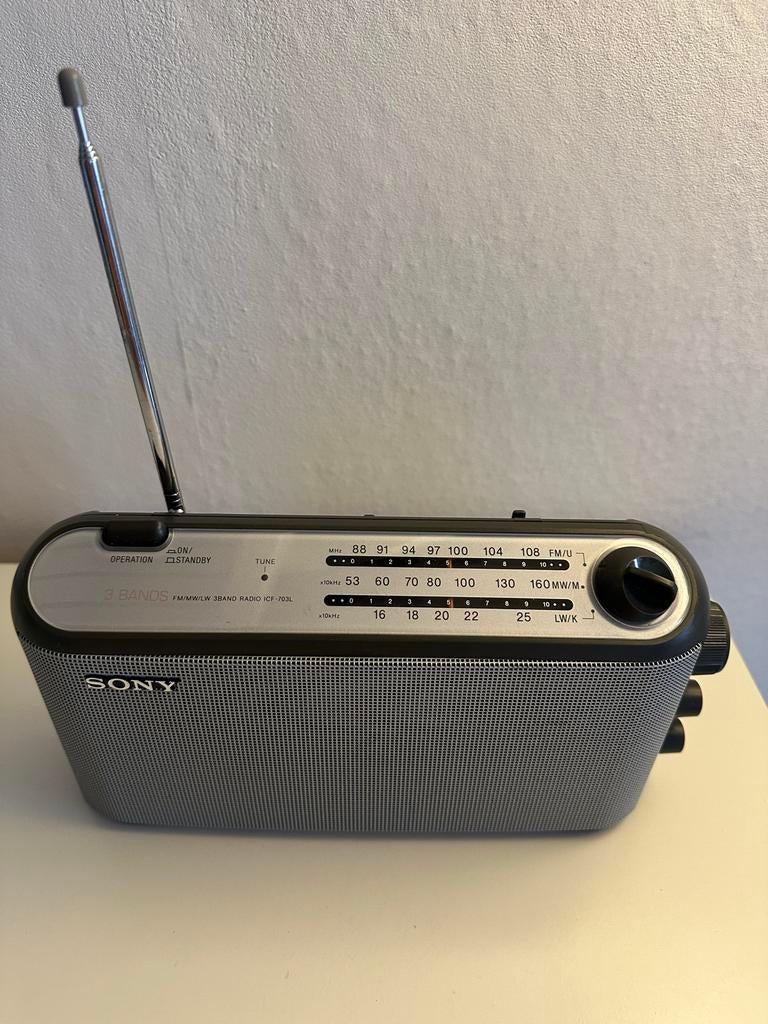 Sony ICF-703L 3-bands draagbare radio, Ophalen of Verzenden, Gebruikt, Radio