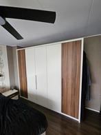 Grote kledingkast met nachtkastjes, Gebruikt, 200 cm of meer, 200 cm of meer, Modern