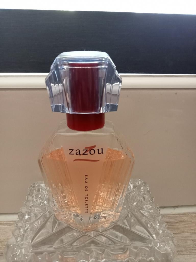 Verschillende parfums zo goed als nieuw, Ophalen of Verzenden, Zo goed als nieuw, Parfumfles, Gevuld