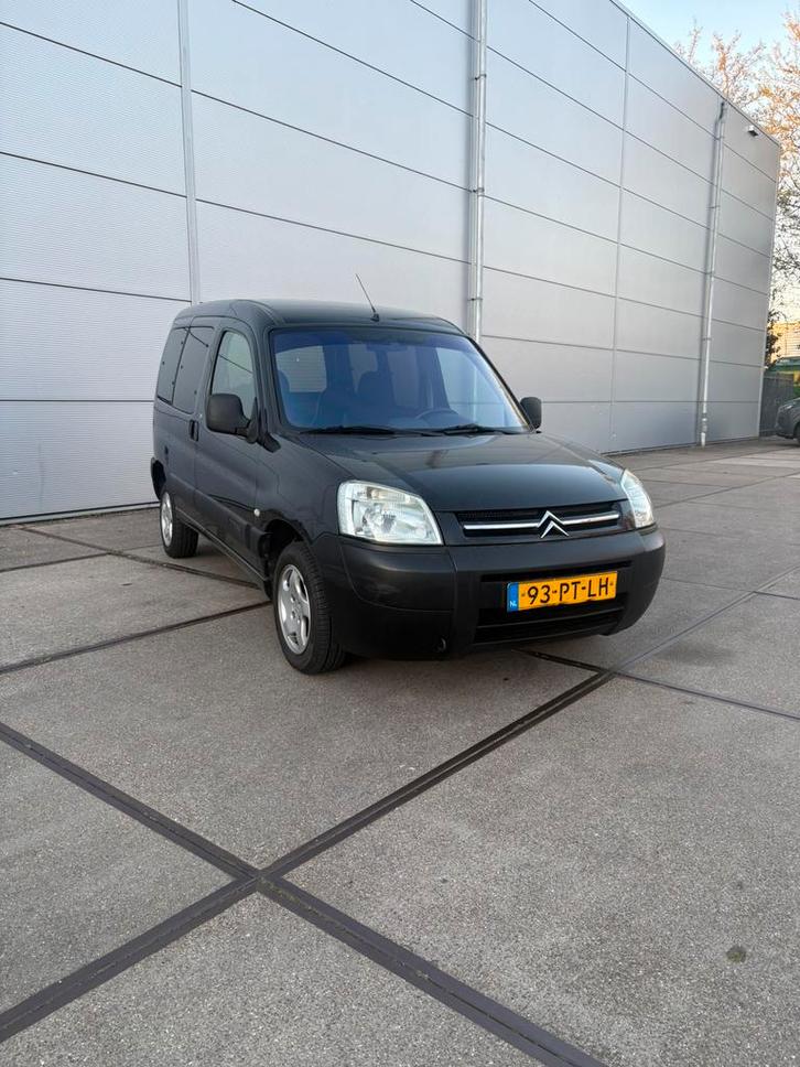 Citroën Berlingo 1.4 I 2004 Zwart AIRCO, Auto's, Citroën, Particulier, Berlingo, Benzine, D, MPV, Handgeschakeld, Origineel Nederlands