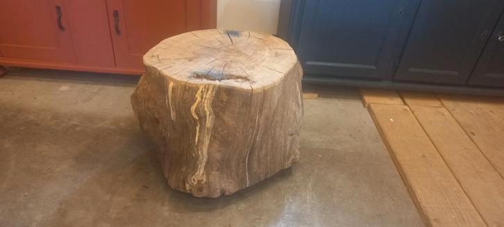 Boomstamtafel op wielen, Huis en Inrichting, Tafels | Salontafels, Zo goed als nieuw, Minder dan 50 cm, 50 tot 100 cm, 50 tot 100 cm