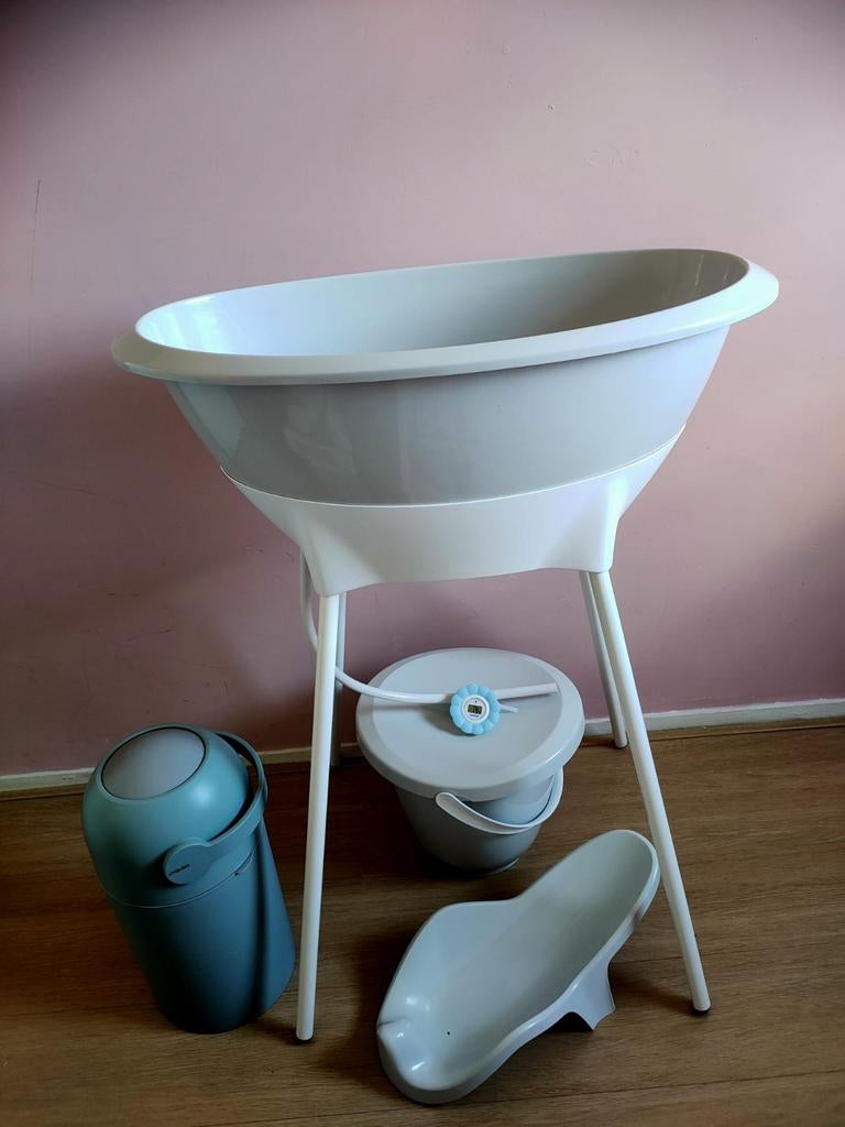 Babybadje, Tummy Tub en Luieremmer Set, Kinderen en Baby's, Badjes en Verzorging, Overige merken, Gebruikt, Ophalen of Verzenden