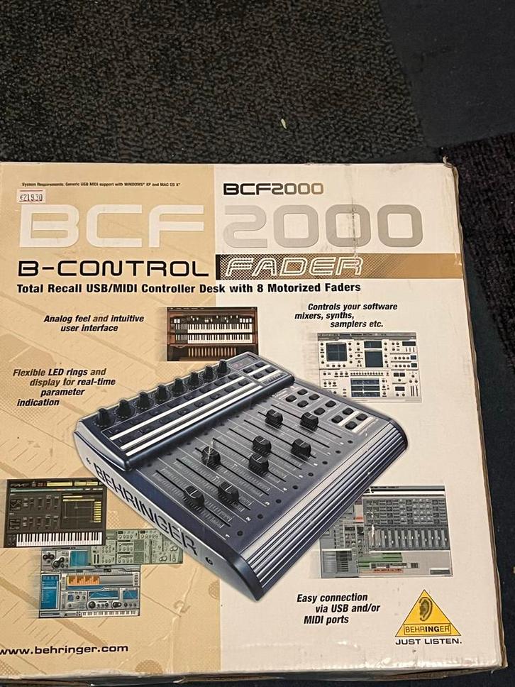 Behringer BCF2000 MIDI Controller met gemotoriseerde faders, Muziek en Instrumenten, Midi-apparatuur, Gebruikt, Ophalen of Verzenden