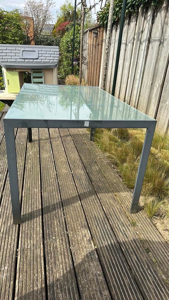 Tuintafel met glazen blad, Tuin en Terras, Ophalen, Gebruikt, Rechthoekig, Metaal