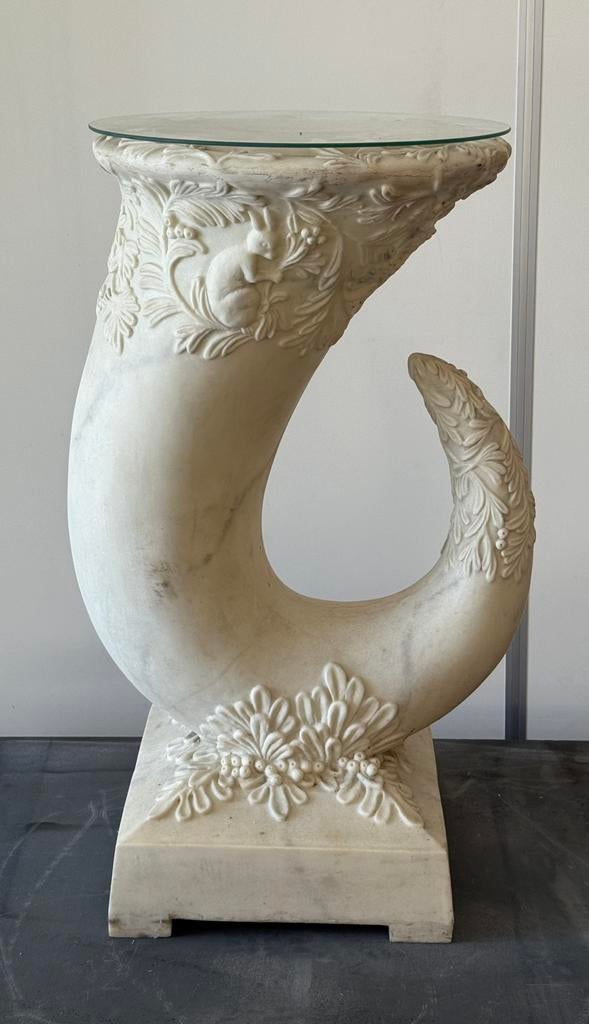 Hoorn met verlichting tuinbeeld als tafel, Huis en Inrichting, Ophalen, Zo goed als nieuw