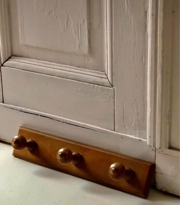 Vintage houten kapstok met 3 haken, Huis en Inrichting, Woonaccessoires | Kapstokken, Gebruikt, Wandkapstok, Minder dan 100 cm