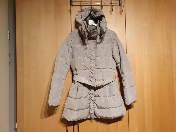 Zara Basic (down) dons winter/ski-jas, beige, maat M, Kleding | Dames, Jassen | Zomer, Zo goed als nieuw, Maat 38/40 (M), Beige