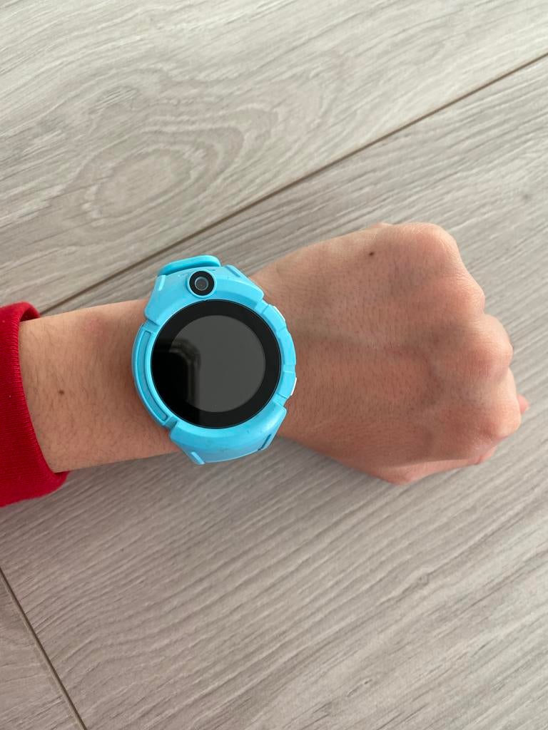 Setracker Lichtblauwe GPS Horloge met Belfunctie, Sieraden, Tassen en Uiterlijk, Smartwatches, Ophalen of Verzenden, GPS, Zo goed als nieuw