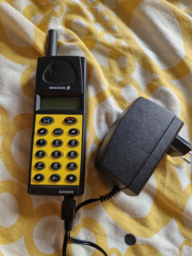 Vintage Ericsson GA628 (1996), Verzamelen, Retro, Huis en Inrichting, Ophalen of Verzenden