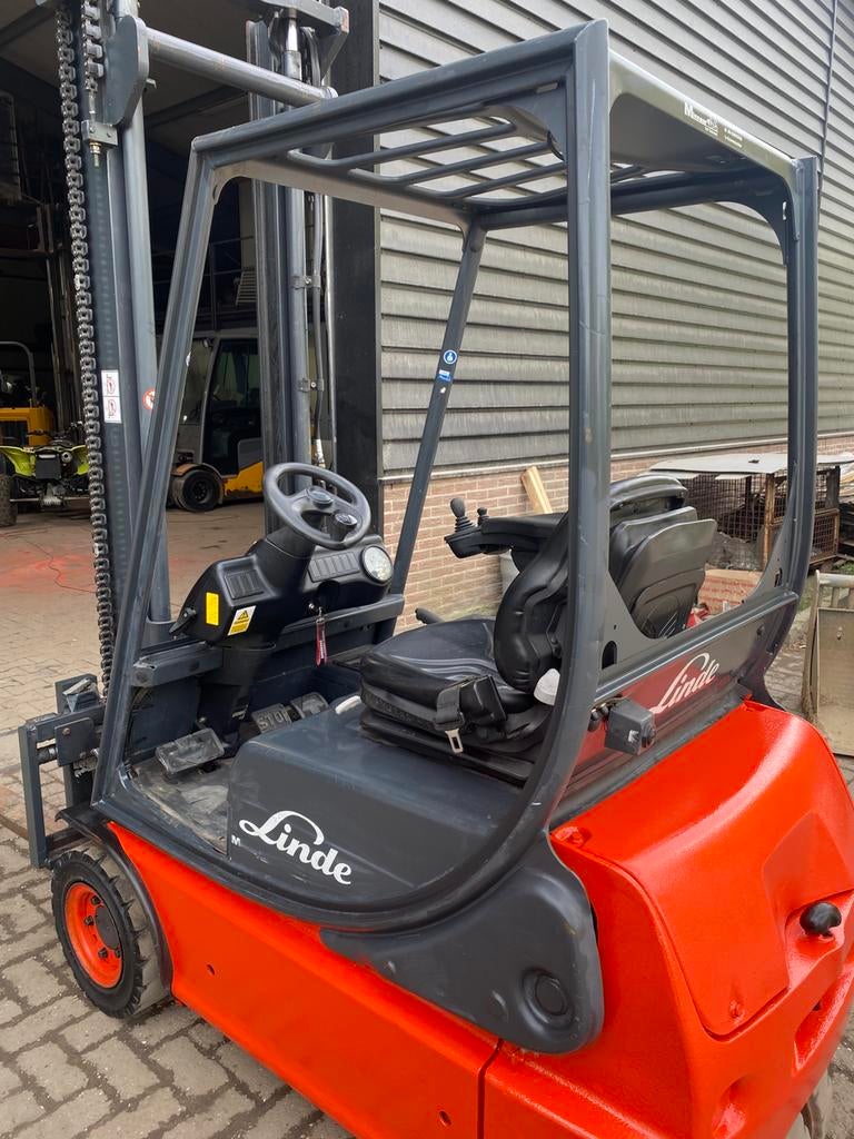 Linde heftruck E16 sideschift /duomast /pandaal bediening, 1000 tot 2000 kg, Ophalen of Verzenden, Elektrisch, Heftruck