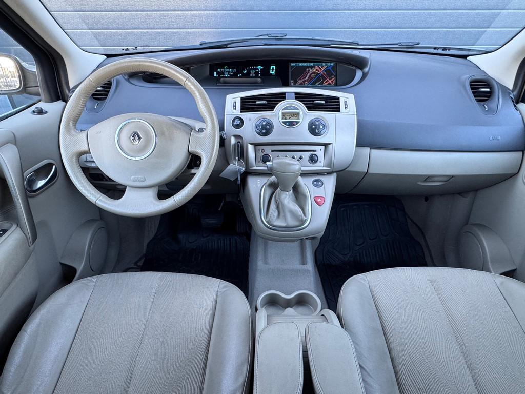 Renault Grand Scénic 2.0-16V Business Line | Nwe Apk | P-Se, Auto's, Renault, 1998 cc, 135 pk, Gebruikt, 4 cilinders