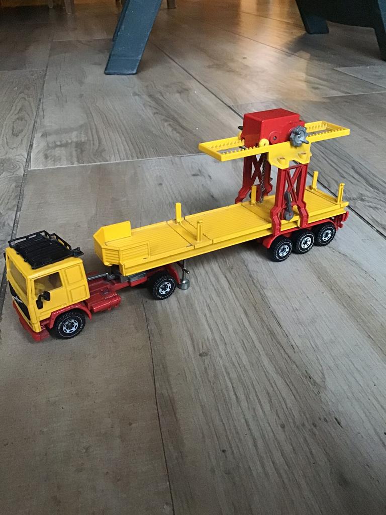 Vintage SIKU  Volvo F 10 Turbo 6 model .25 cm lang, Ophalen of Verzenden, Gebruikt, Bus of Vrachtwagen, SIKU