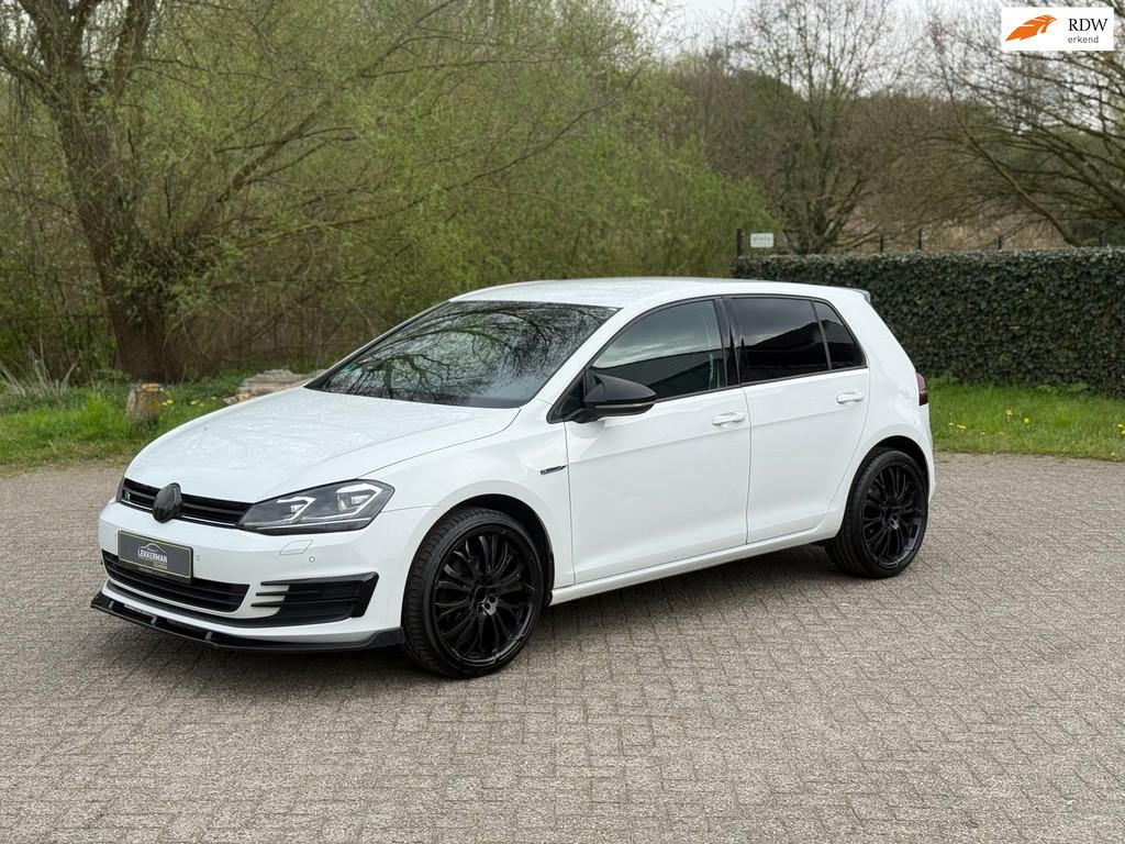 Volkswagen Golf 1.2 TSI R-LINE I CARPLAY I PDC I R UITLAAT I, Auto's, Volkswagen, Voorwielaandrijving, 86 pk, Gebruikt, 4 cilinders