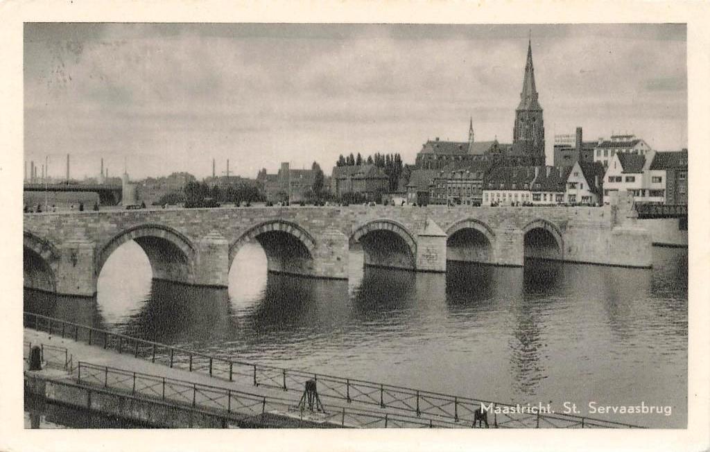 Maastricht, St. Servaasbrug, Ophalen of Verzenden, 1940 tot 1960, Gelopen, Limburg