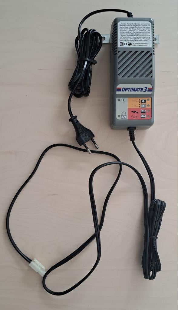 Optimate 3 druppellader motorfiet voor 12V accu's, Ophalen, Gebruikt