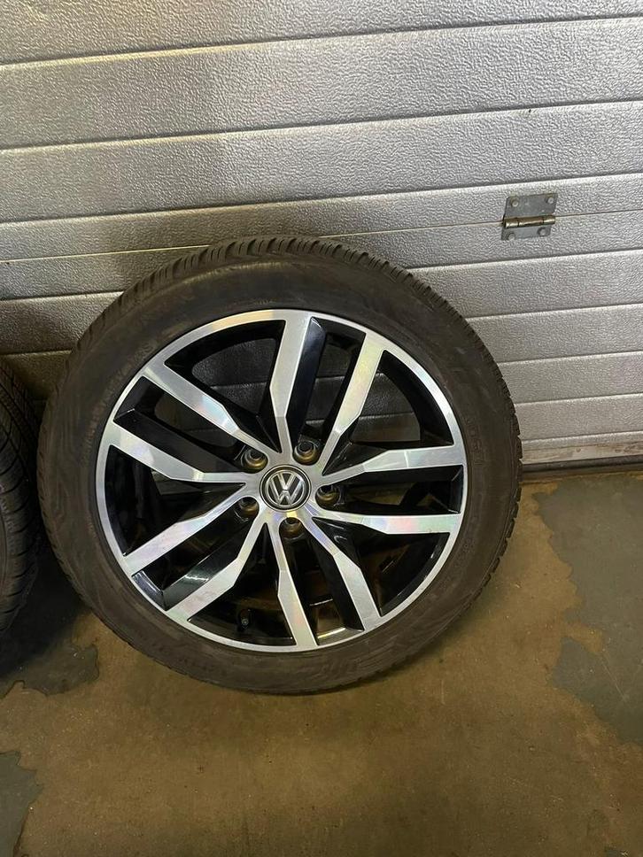 Originele Volkswagen Madrid Velgen 17inch 5x112 golf caddy, Auto-onderdelen, Banden en Velgen, Velg(en), Zomerbanden, 17 inch