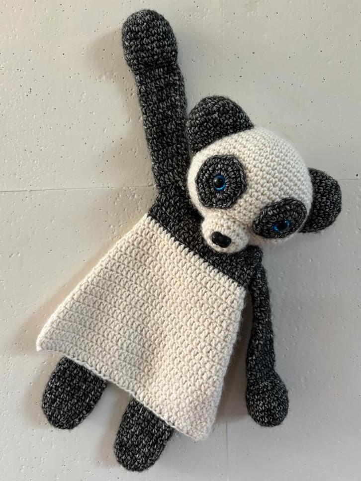 Handgemaakte lappenpop - pandabeer, Kinderen en Baby's, Speelgoed | Babyspeelgoed, Nieuw, Overige typen, Ophalen