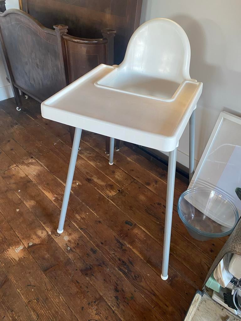 IKEA Antilop kinderstoel met eetblad en gordel, Ophalen, Zo goed als nieuw, Overige typen, Afneembaar eetblad