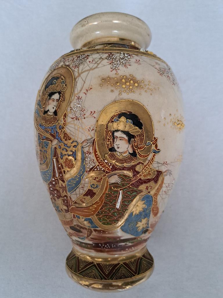Antieke, Japanse vaas, Ophalen