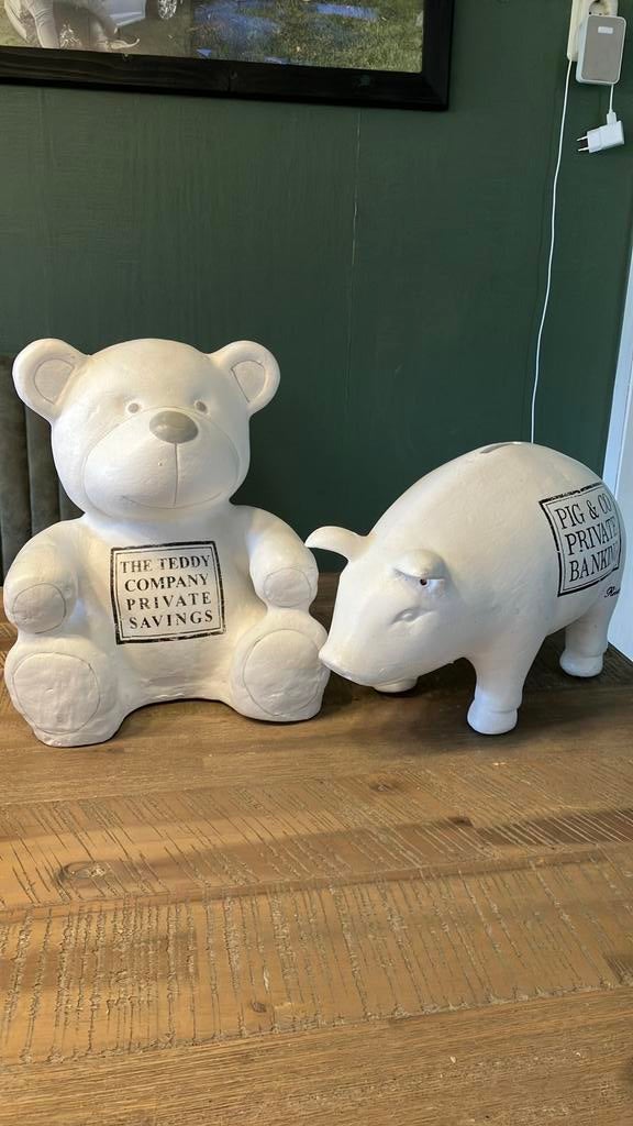 Zware spaarpot Rivièra maison Beer Varken 10,00 per stuk, Verzamelen, Ophalen of Verzenden, Gebruikt, Steen, Aardewerk of Keramiek