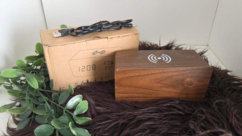 Houten Wekker met Draadloos Opladen en Temperatuur, Ophalen of Verzenden, Nieuw, Digitaal