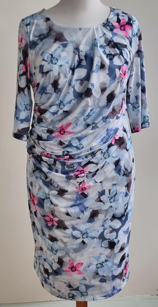 CadaDIA lichtblauwe jurk met roze bloemen mt. 44, Blauw, Maat 42/44 (L), Ophalen of Verzenden, Zo goed als nieuw