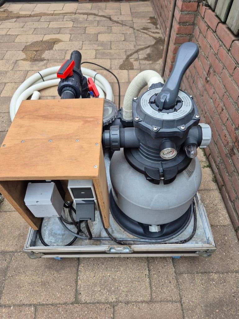 Zandfilterpomp met verwarming in flightcase, Tuin en Terras, Zwembad-toebehoren, Ophalen, Gebruikt