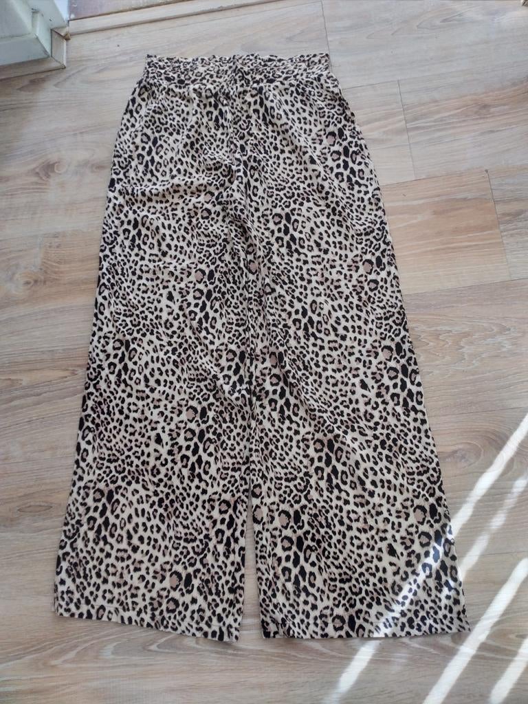 Nieuwe wijde broek panterprint maat 158/164, Kinderen en Baby's, Kinderkleding | Maat 158, Broek, Meisje, YFK, Nieuw