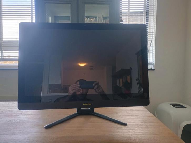Medion all in 1 pc. 23,5" scherm Windows 10!, Computers en Software, Desktop Pc's, Ophalen of Verzenden