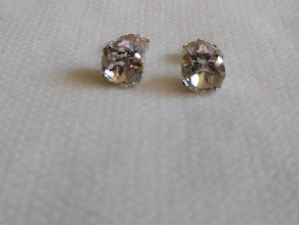 Oorknopjes zilver zonder stamp swarovski, Sieraden, Tassen en Uiterlijk, Oorbellen, Verzenden, Nieuw, Zilver, Zilver