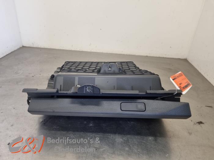 Dashboardkastje van een Volkswagen Transporter, Gebruikt, -, Volkswagen, -