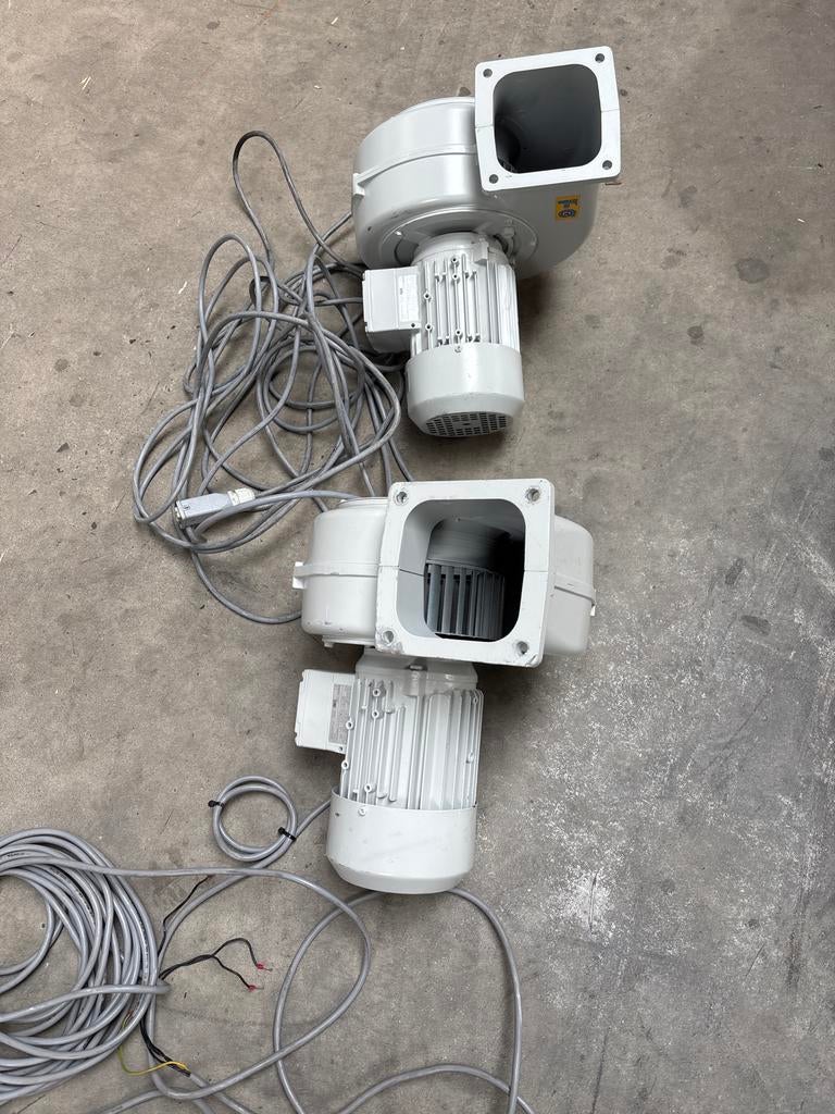 2x Industriële Afzuiger/Ventilator - Zo goed als nieuw, Ophalen