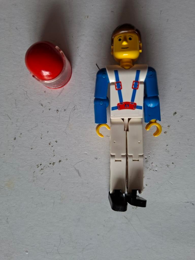 Vintage Lego Primo figuur met helm, Kinderen en Baby's, Speelgoed | Duplo en Lego, Gebruikt, Lego Primo, Ophalen of Verzenden