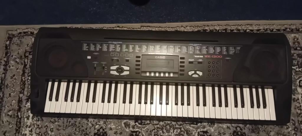 Casio WK-1300 keyboard, Muziek en Instrumenten, Keyboards, Ophalen of Verzenden