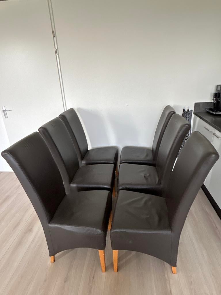 6x Donkerbruine Eetkamerstoelen - Leerlook, Huis en Inrichting, Stoelen, Ophalen, Bruin, Leer, Zo goed als nieuw