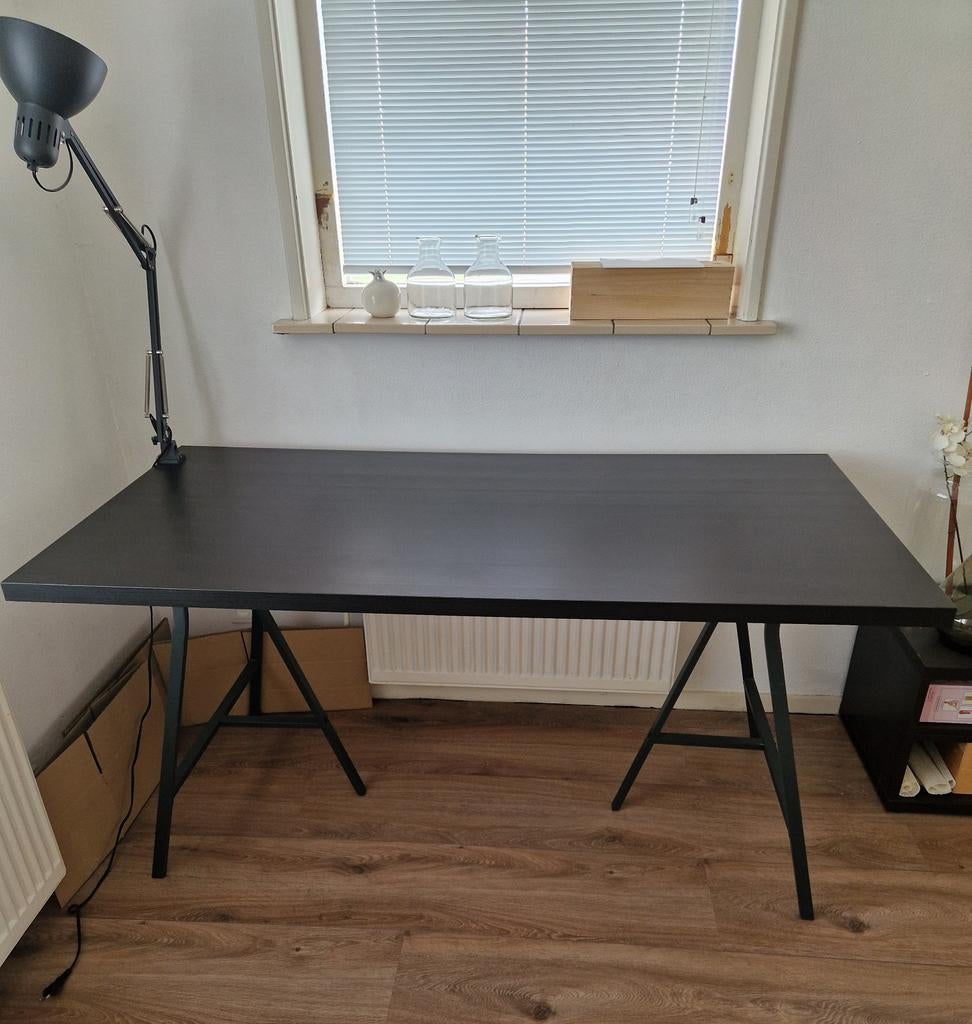 Zwart bureau 150x75, Huis en Inrichting, Bureaus, Ophalen, Zwart, 150 cm, Zo goed als nieuw