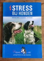 Stress bij honden - Martina Nagel, Boeken, Ophalen of Verzenden, Zo goed als nieuw, Honden, Martina Nagel