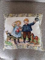 4 Kussentjes met borduurwerk ,,Ot en Sien,,, Ophalen of Verzenden, Nieuw, Overige kleuren, Vierkant