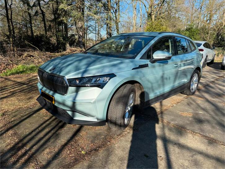 Skoda Enyaq 60 Elektromotor 180pk 2022 Grijs, Auto's, Skoda, Particulier, Enyaq, Elektrisch, SUV of Terreinwagen, Automaat, Origineel Nederlands