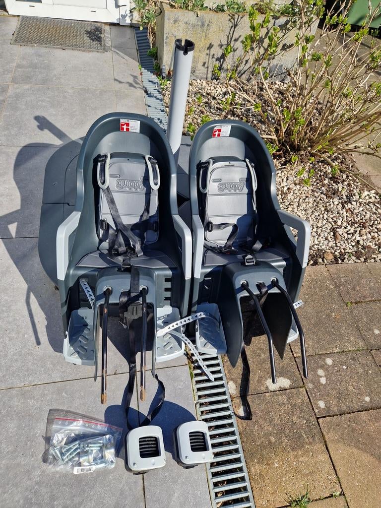 2 Polisport Fietsstoeltjes Achterop (ook per stuk), Fietsen en Brommers, Fietsaccessoires | Fietsstoeltjes, Ophalen, Achterzitje