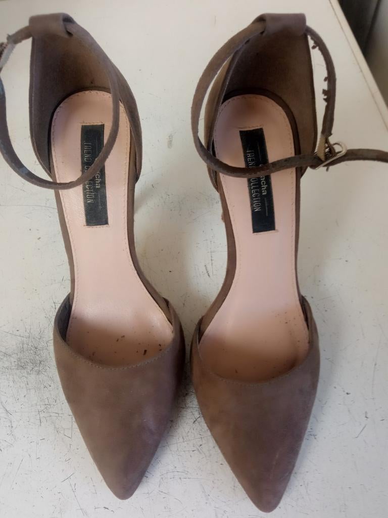 Pumps maat 36 merk SASHA, Kleding | Dames, Zwart, Ophalen of Verzenden, Zo goed als nieuw, Sacha