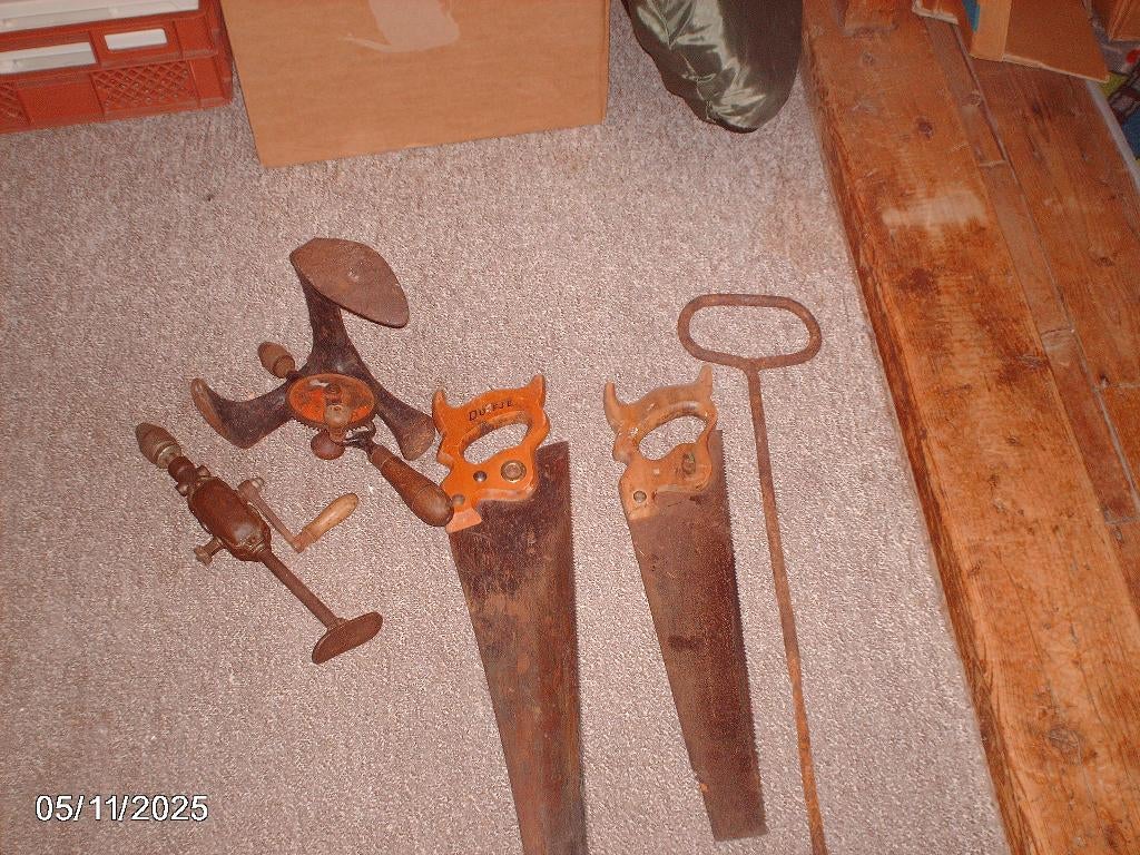 antiek gereedschap, Ophalen