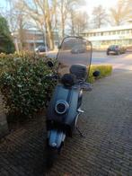 NiU elektrische scooter 25 km per uur uit 2022, Fietsen en Brommers, Ophalen, Gebruikt, Elektrisch, Overige merken