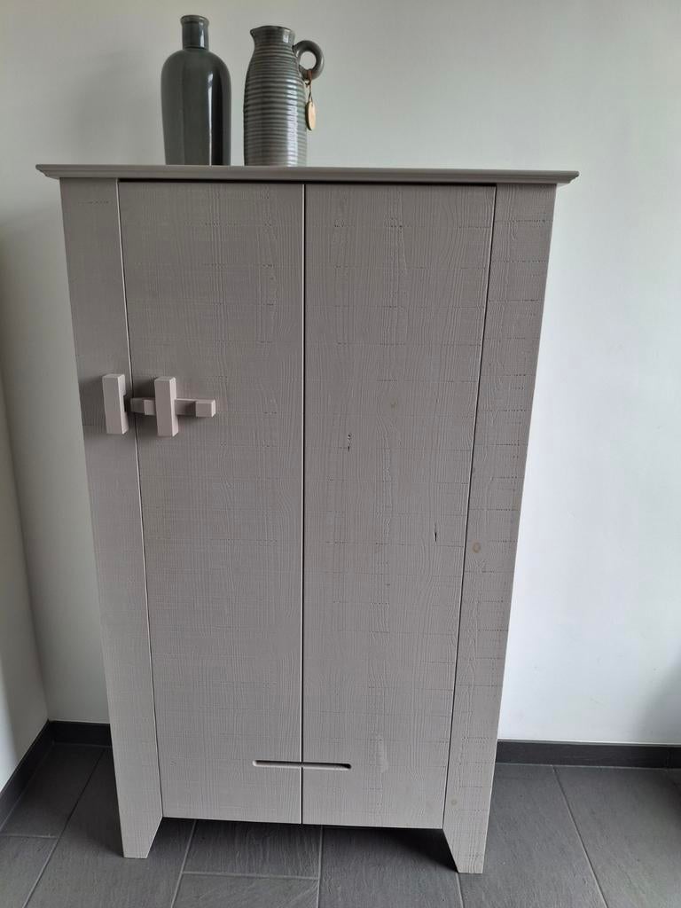 Woood Gijs boerenkast en Woood ladenkast, Ophalen, Zo goed als nieuw