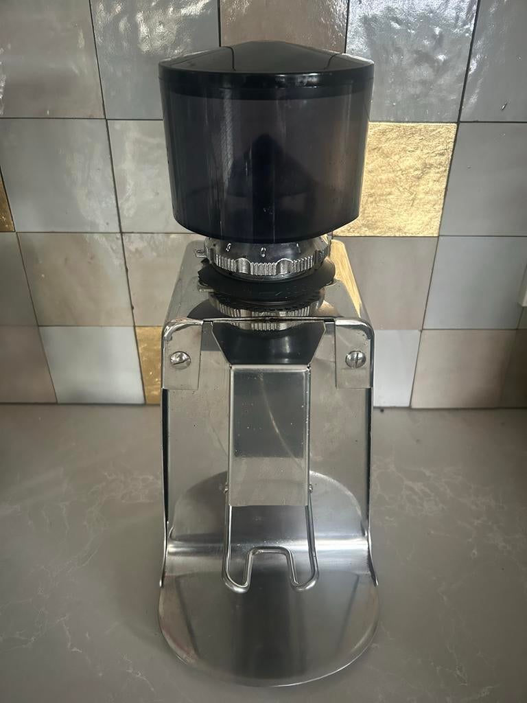 BFC Koffiemolen - Niet fijn genoeg voor espresso, Ophalen of Verzenden, Gebruikt, Overige merken, Koffiemolen