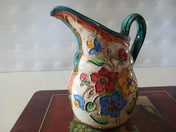 Vintage kruik kan handgeschilderd gesigneerd Rigo met nr 526, Antiek en Kunst, Antiek | Keramiek en Aardewerk, Ophalen of Verzenden