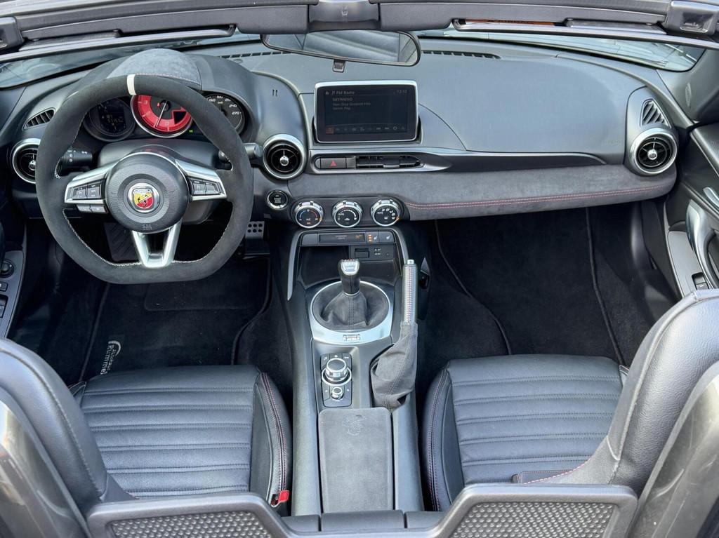 Abarth 124 Spider 1.4 MultiAir Turbo| Als Nieuw+Historie, Keurmerk '100% Onderhouden', 12 maanden, Achterwielaandrijving, Gebruikt