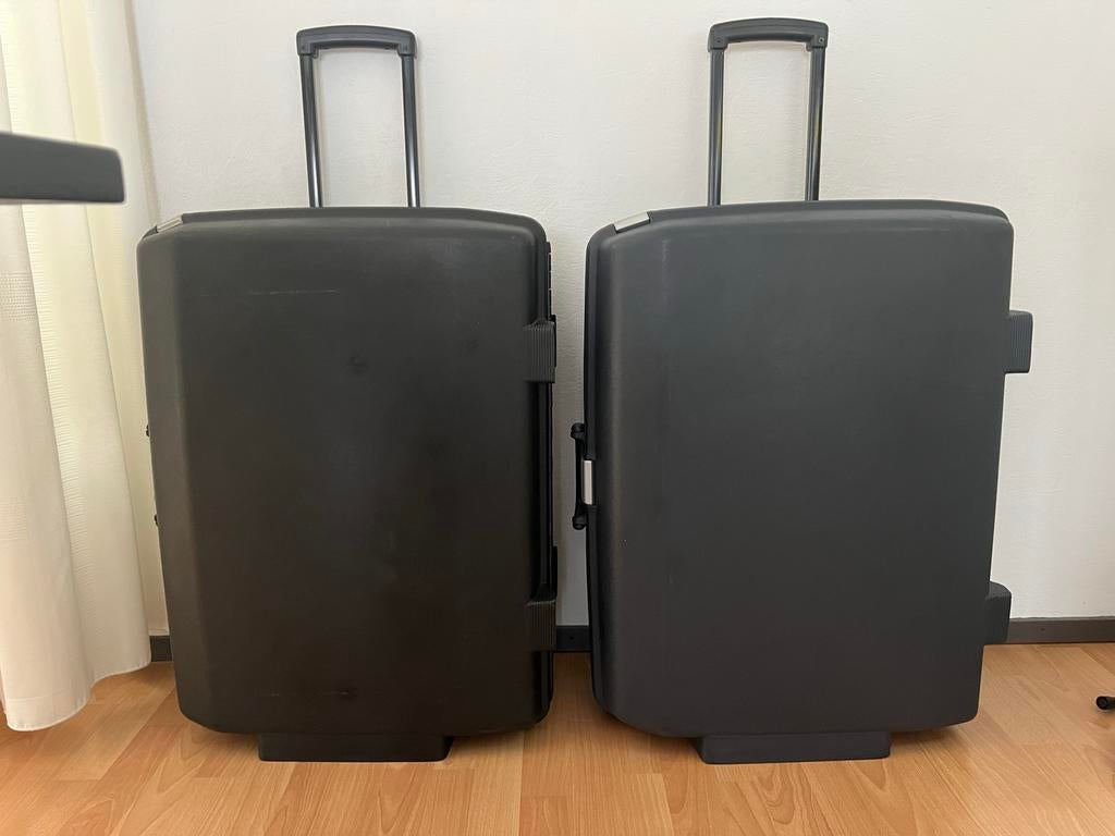 2 American Tourister koffers, Ophalen, Hard kunststof, Zo goed als nieuw, 70 cm of meer