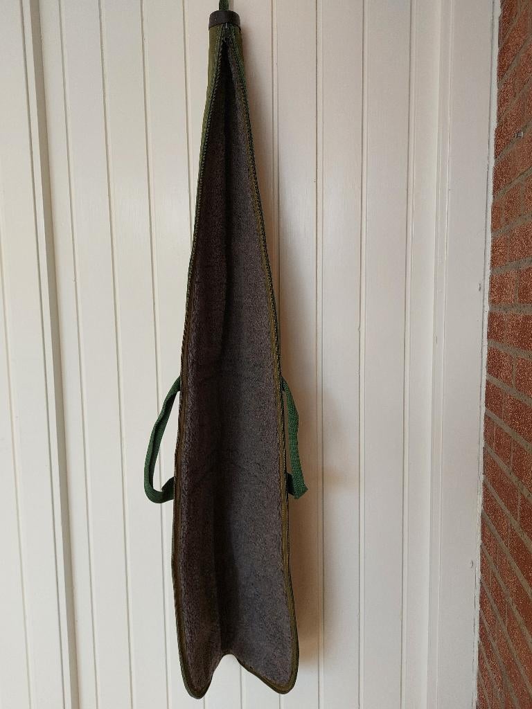 Geweerfoedraal, Ophalen, Zo goed als nieuw